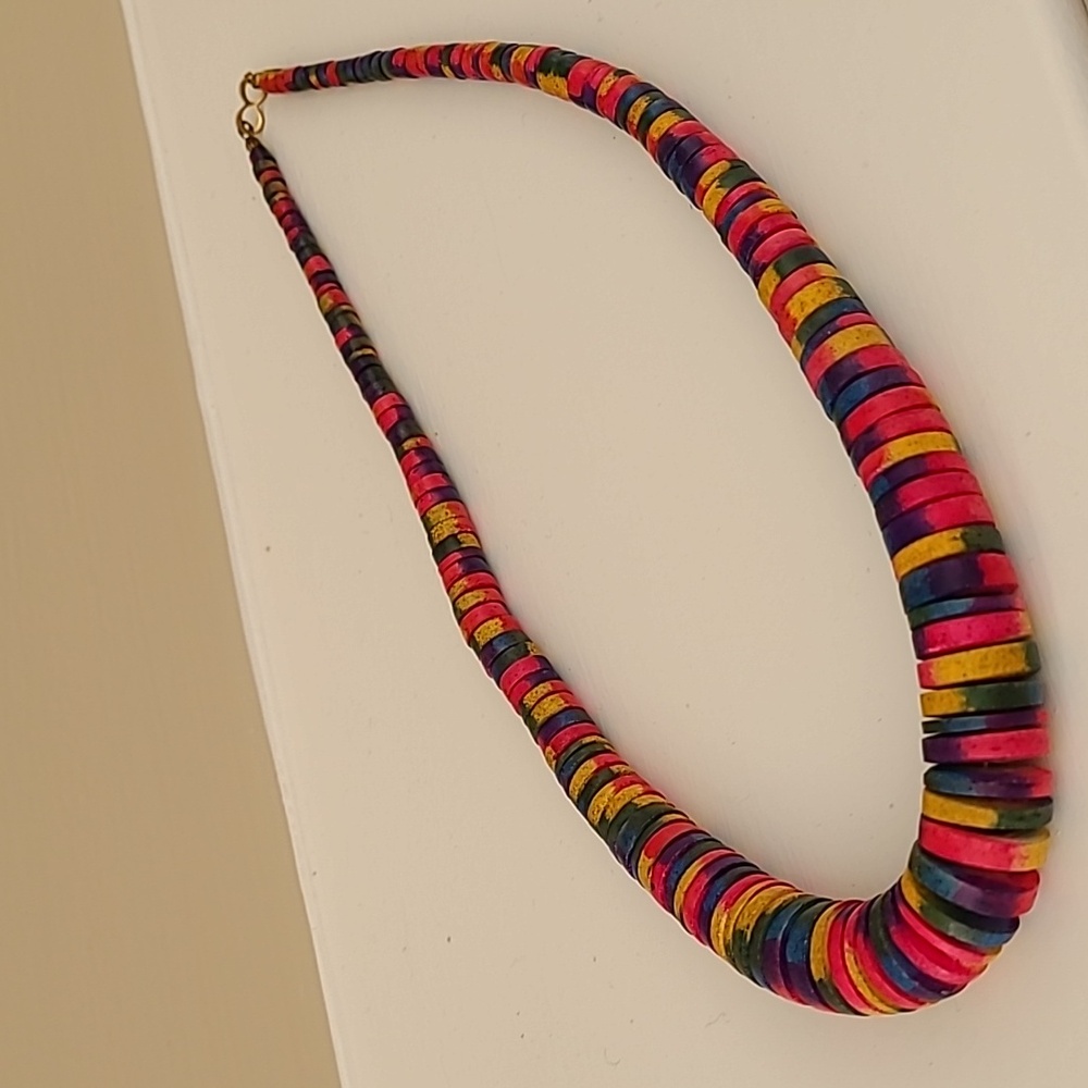 Vintage multi-colour necklace